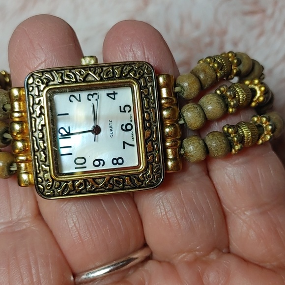 Vintage Gold Tone Quartz Square Face Watch with Wooden Beads - Picture 7 of 7